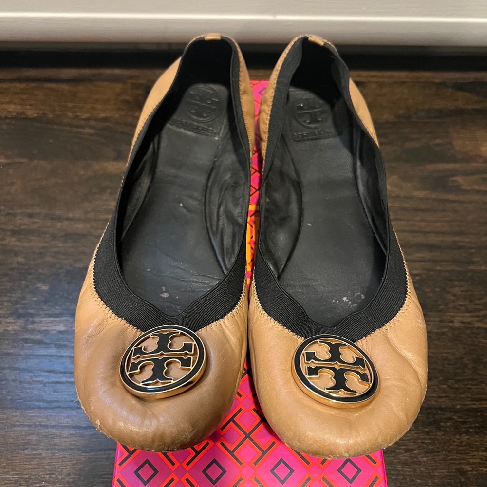 Tory Burch flat